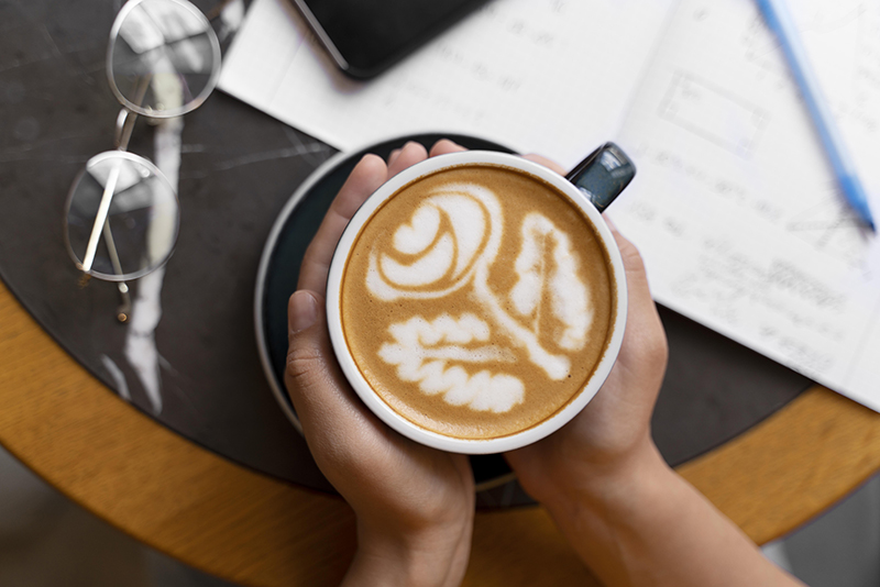 6 Ways Coffee Shops Can Make Most of Social Media