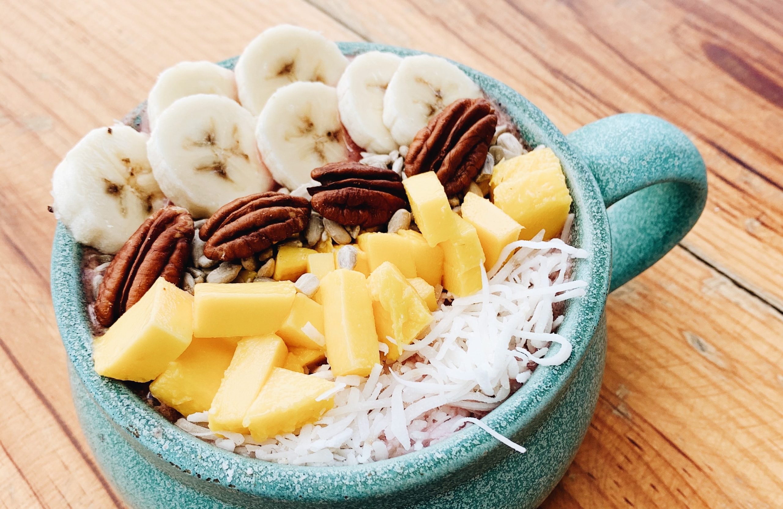 Food Bowls: Inside the Latest Menu Trend