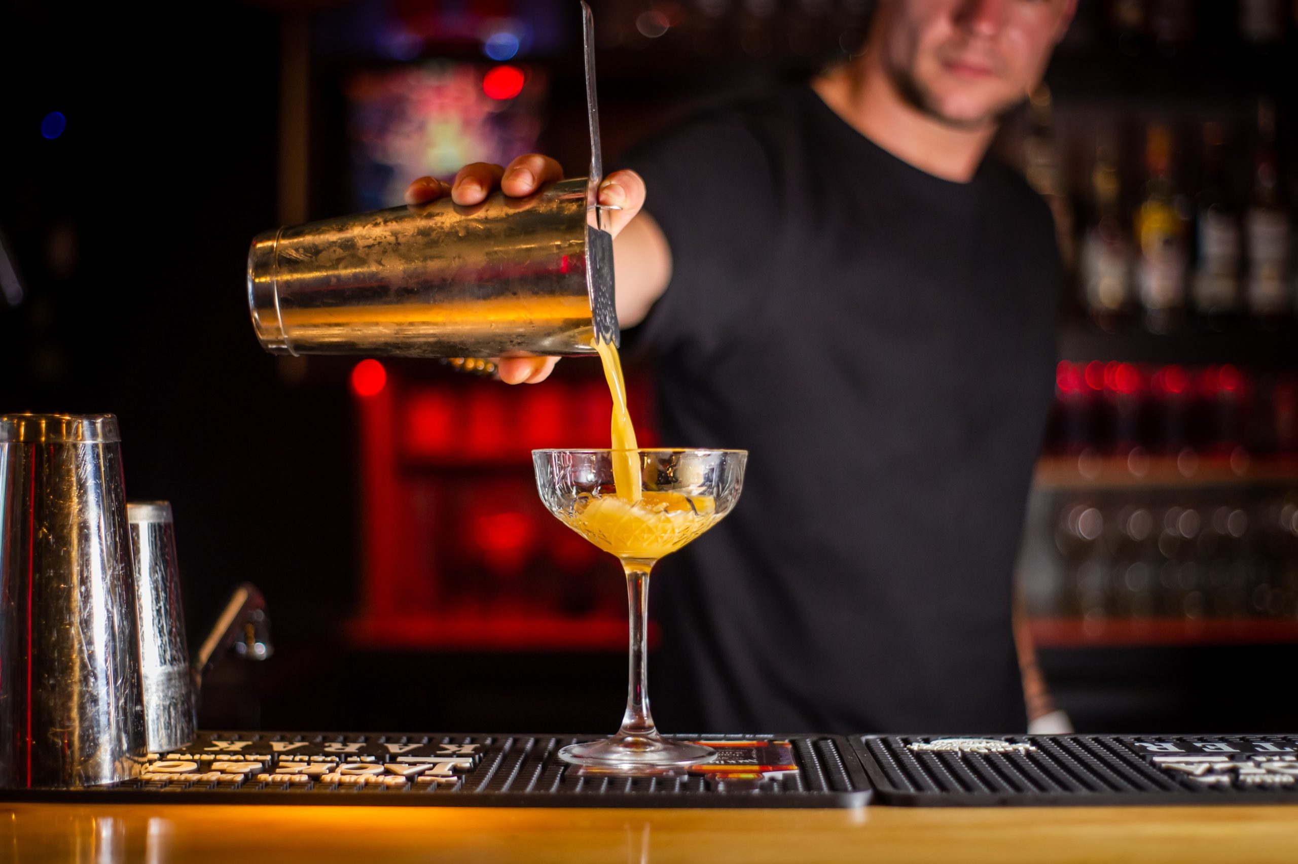 How Much Does a Bar Cost to Open?