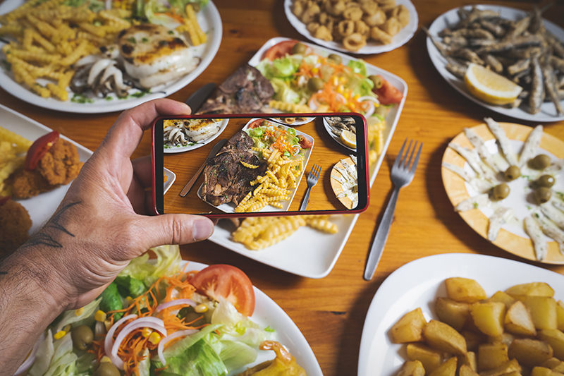 Instagram for Restaurant: A brief marketing guide