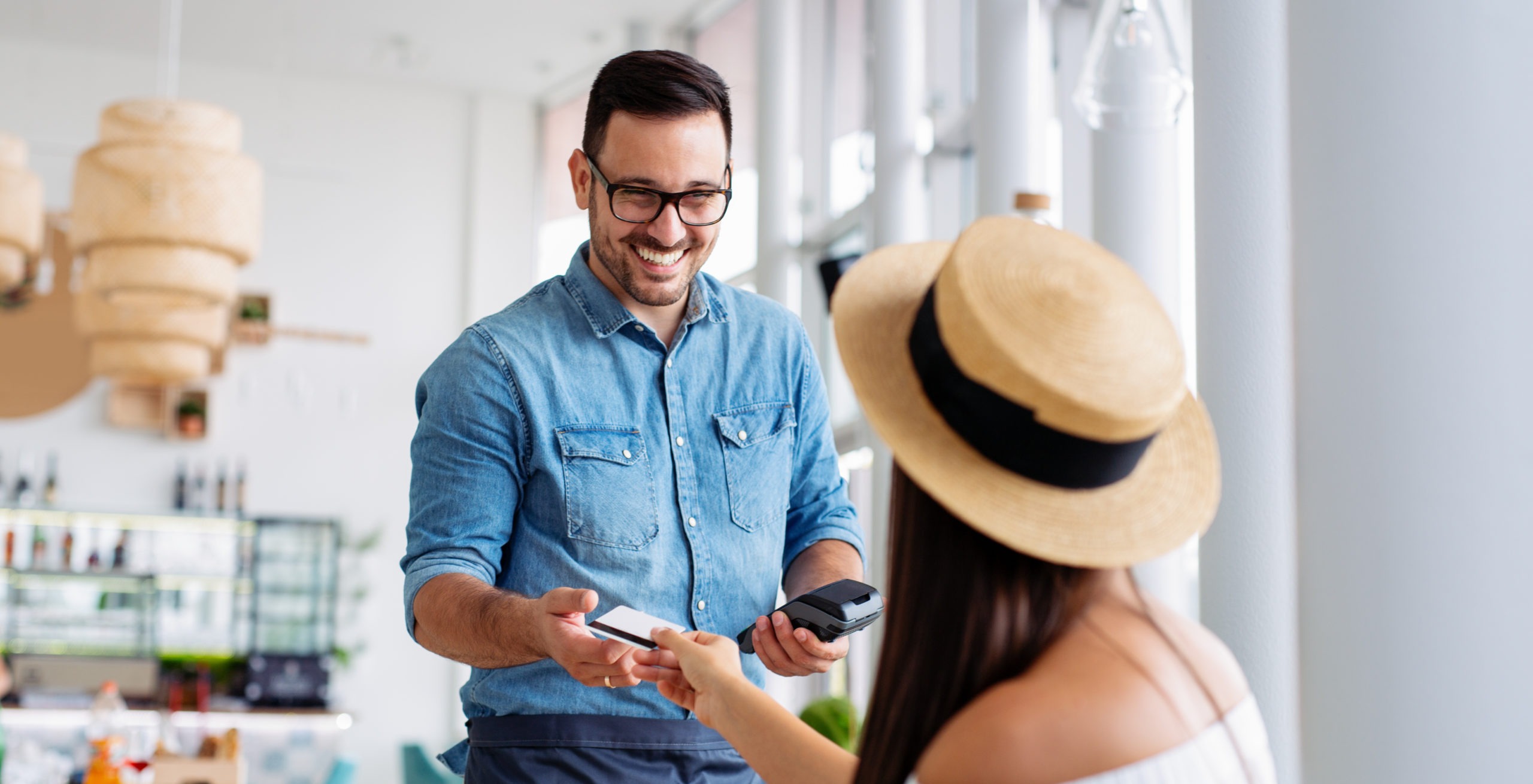 Why Restaurants Need Strong Payment Gateways