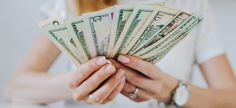 Are Restaurants Going Cashless?
